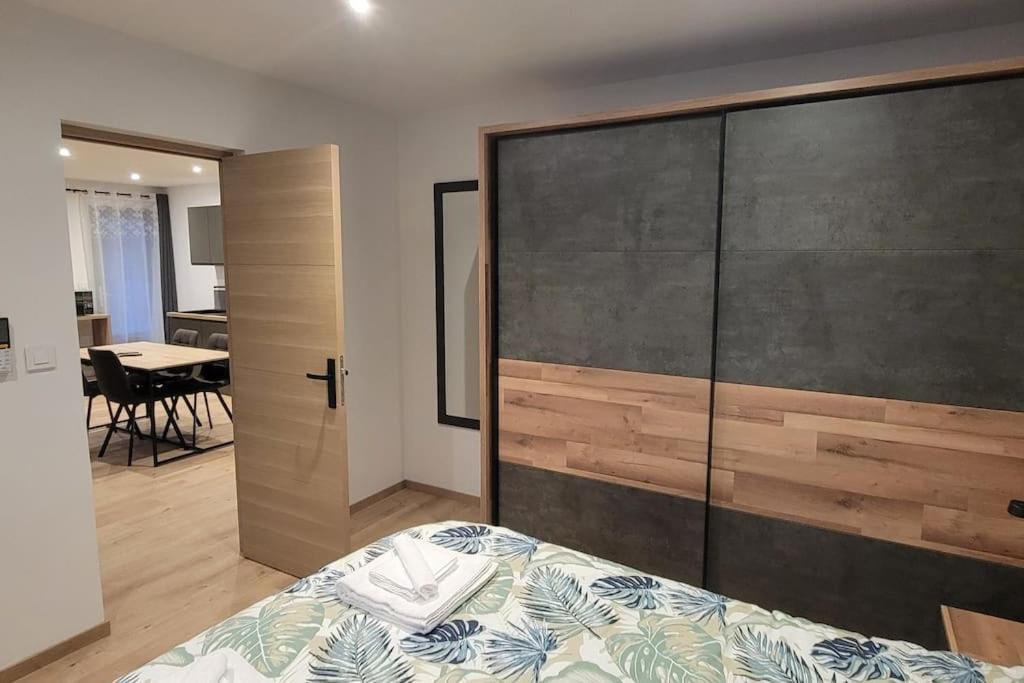 Superbe Appartement T2 Climatise, Idealement Situe Ugine Zewnętrze zdjęcie
